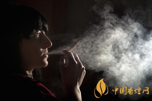 荷花烟的特别之处 网红荷花烟