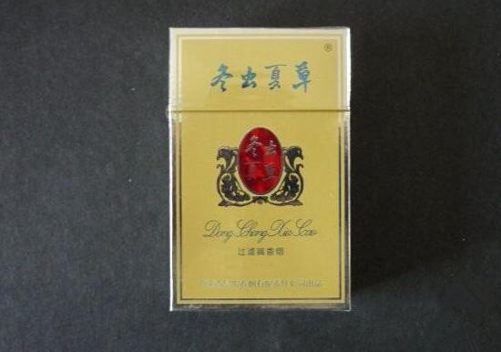 冬虫夏草香烟的价格是多少 特级塑盒装冬虫夏草香烟多少钱