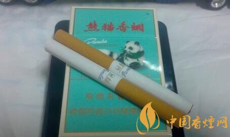 大熊猫(硬经典)价格表图 大熊猫香烟价格100元/包