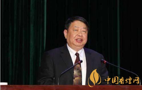 63岁上市公司董事长娶38岁妻子 新娘:爱情