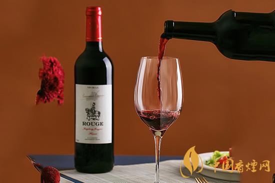 存放葡萄酒时酒瓶怎样放置 葡萄酒存放的正确方法