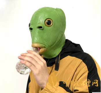 绿头鱼如何喝水 抖音绿头鱼头套表情包