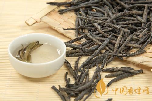 夏天可以喝苦丁茶吗-什么人不适合喝苦丁茶