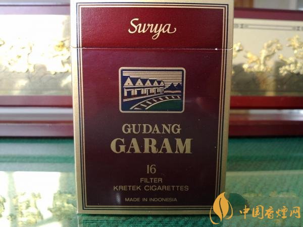 印尼GUDANG GARAM(盐仓)烟图片及价格表 印尼丁香烟多少钱一包(25元)