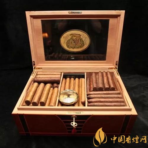 初次使用雪茄保湿盒需要注意什么 初次使用雪茄保湿盒注意事项