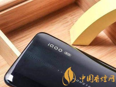 iqoo5pro参数配置详情-iqoo5pro和黑鲨3Pro参数对比