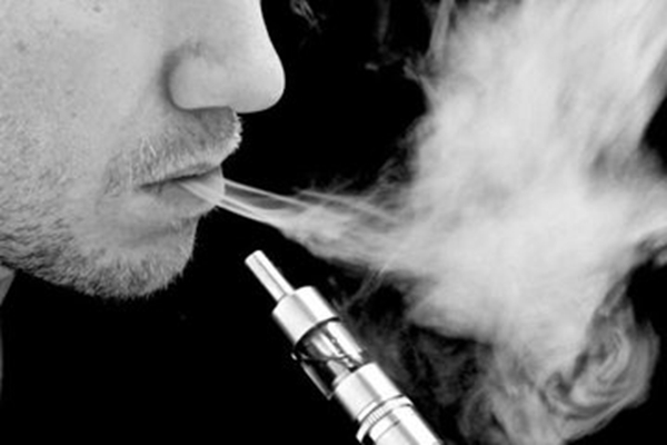 抽电子烟能戒烟吗 电子烟可助人成功戒烟