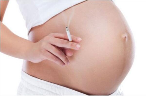 戒烟多久可以怀孕 专家指出孕妇戒烟半年可以怀孕