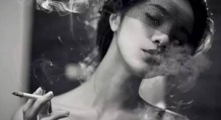 女人抽烟的好处有哪些失恋时的良药