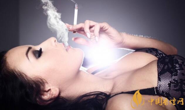 女人抽烟跟性有关系吗(漂亮的女人都抽烟) 抽烟的女人就是坏女人!