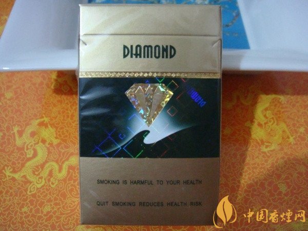 绿钻石烟多少钱一包 钻石香烟绿石2代(小字版)价格10元/包