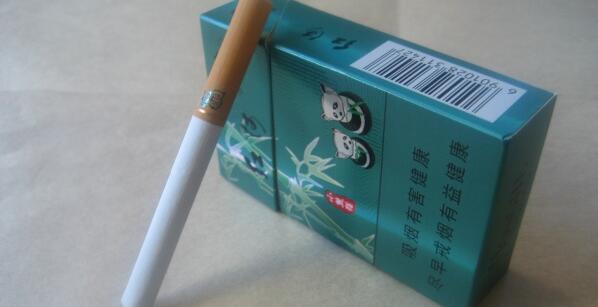 红河小熊猫多少钱一包 红河小熊猫香烟价格大全(2款)