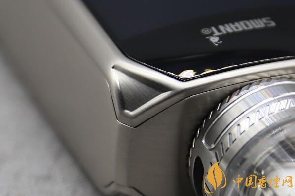  克莱鹏电子烟Smoant NaBoo套装评测——随音舞动黑科技