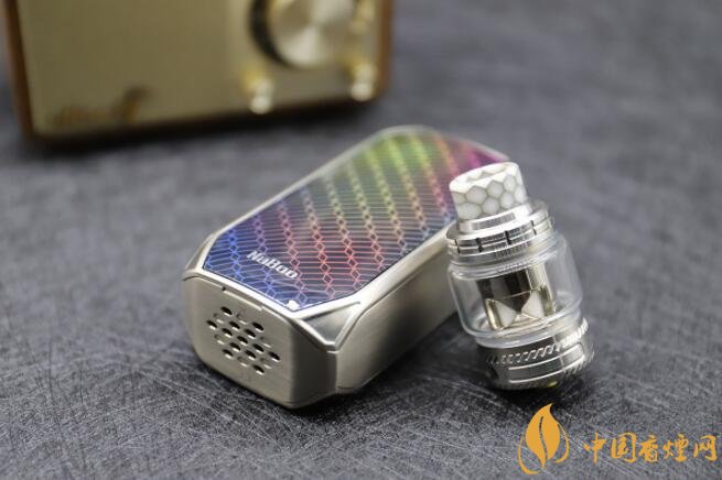  克莱鹏电子烟Smoant NaBoo套装评测——随音舞动黑科技