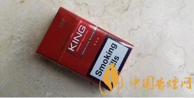 【欧冠8强出炉】欧免TheKing香烟外包装欣赏及口感测评