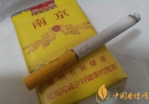 南京软九五至尊价格及口感分析，百元级别的皇家风范！