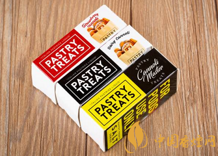 甜点大师丁盐的烟油延续了之前大烟雾版本时采用的风格,以面包直观