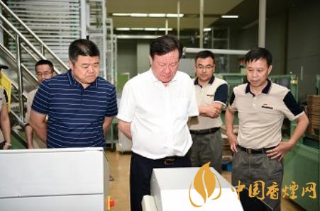 红云红河集团党委副书记总经理杨煜文到新疆卷烟厂